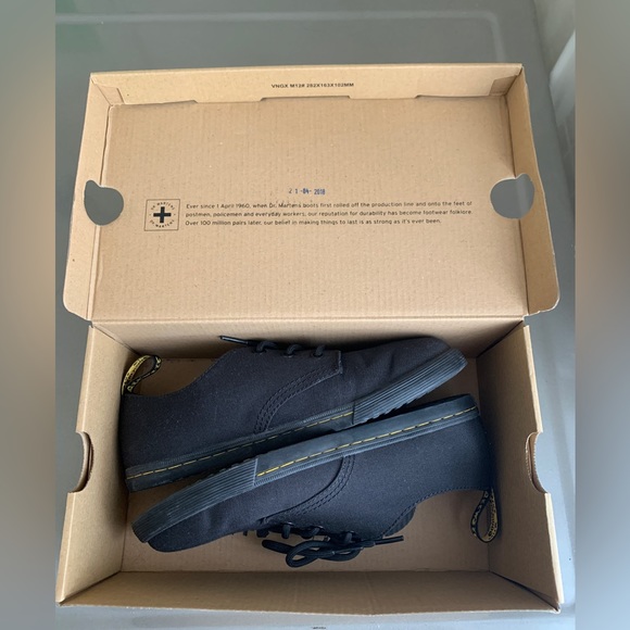 DR Martens - Santanita Women’s Canvas Casual Shoes US 5 - Picture 6 of 6